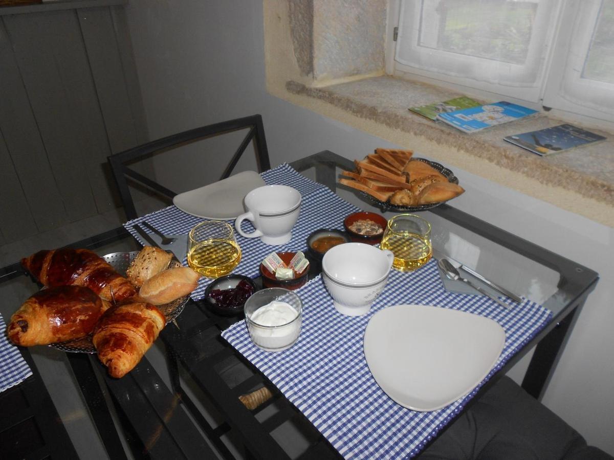 Bed and Breakfast Litdevin Uchizy Exterior foto